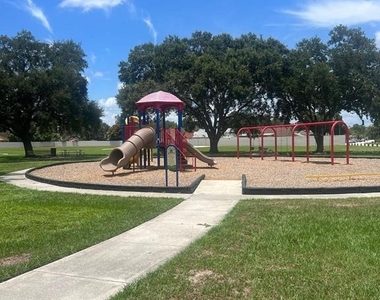 12718 Trowbridge Lane - Photo Thumbnail 16