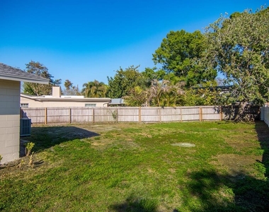 542 59th Way S - Photo Thumbnail 12