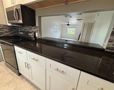 1241 Turner Street - Photo Thumbnail 7