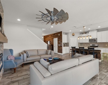 4762 Ballantrae Boulevard - Photo Thumbnail 7