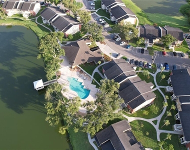 220 Lake Parsons Green - Photo Thumbnail 13
