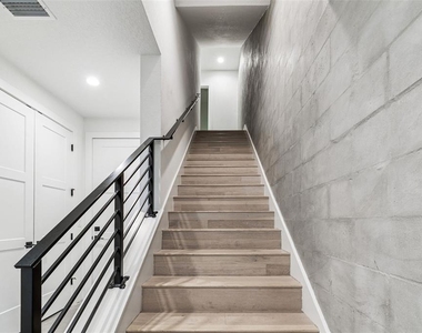 2724 5th Avenue S - Photo Thumbnail 12