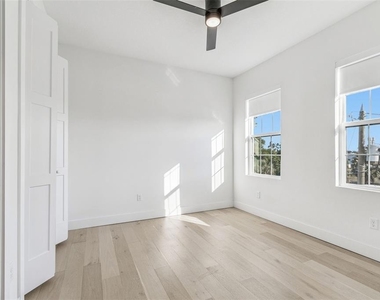 2724 5th Avenue S - Photo Thumbnail 36