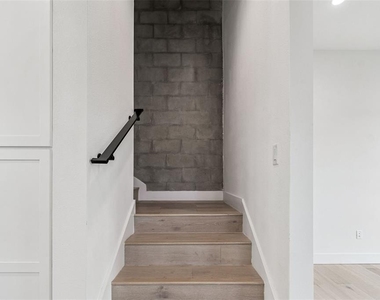 2724 5th Avenue S - Photo Thumbnail 31