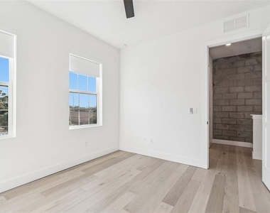 2724 5th Avenue S - Photo Thumbnail 37