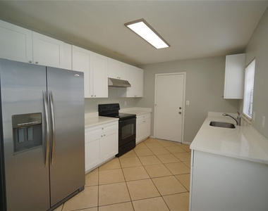 8755 Hampden Drive - Photo Thumbnail 12