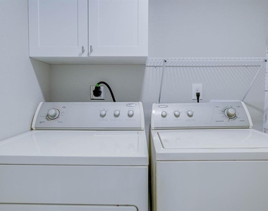 5135 Newton Avenue S - Photo Thumbnail 16