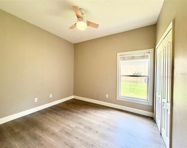 804 Coade Stone Drive - Photo Thumbnail 24