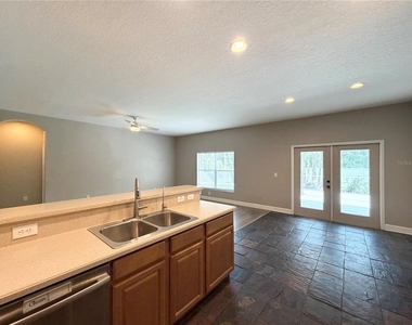 804 Coade Stone Drive - Photo Thumbnail 9