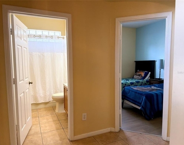 8127 Fan Palm Way - Photo Thumbnail 12