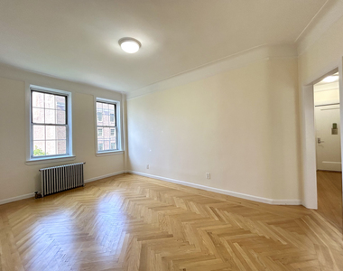 West 13th Street - Photo Thumbnail 1