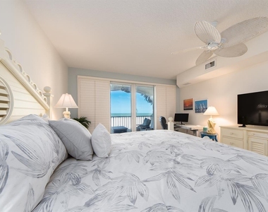 1370 Gulf Boulevard - Photo Thumbnail 19