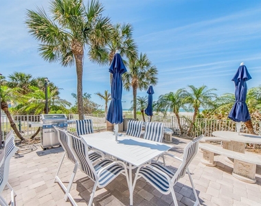 1370 Gulf Boulevard - Photo Thumbnail 37