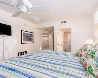 1370 Gulf Boulevard - Photo Thumbnail 25