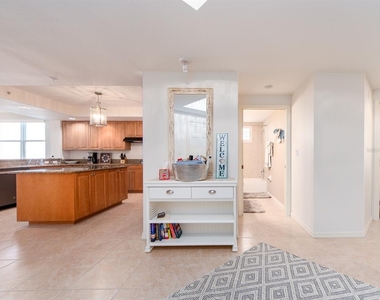 1370 Gulf Boulevard - Photo Thumbnail 4