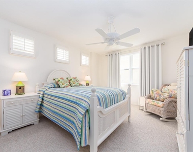 1370 Gulf Boulevard - Photo Thumbnail 24