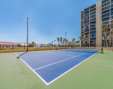 1370 Gulf Boulevard - Photo Thumbnail 31