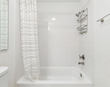 10100 Sailwinds Boulevard N - Photo Thumbnail 26