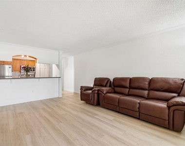 10100 Sailwinds Boulevard N - Photo Thumbnail 18