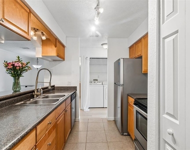 10100 Sailwinds Boulevard N - Photo Thumbnail 2