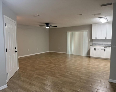 1008 N Bracewell Drive - Photo Thumbnail 13