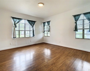2211 Durham Street - Photo Thumbnail 16