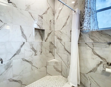 2211 Durham Street - Photo Thumbnail 23