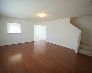 24606 Victoria Wood Court - Photo Thumbnail 4