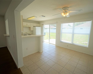 24606 Victoria Wood Court - Photo Thumbnail 6