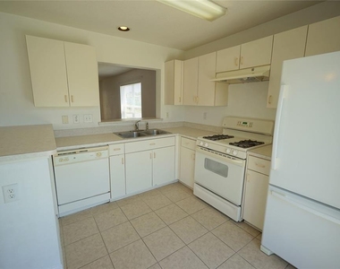 24606 Victoria Wood Court - Photo Thumbnail 7