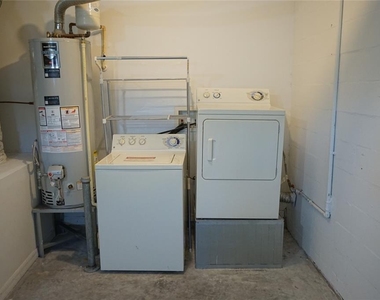 24606 Victoria Wood Court - Photo Thumbnail 22