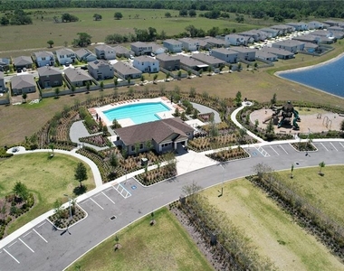 16761 Delia Street - Photo Thumbnail 18