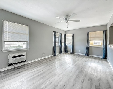 107 154th Avenue - Photo Thumbnail 1