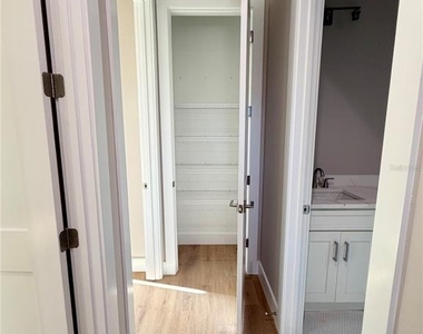 4314 W Gray Street - Photo Thumbnail 11