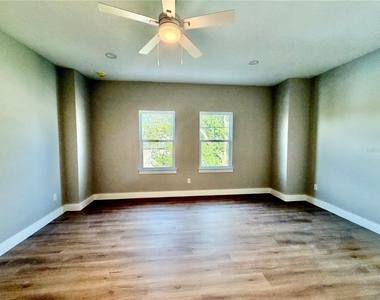4314 W Gray Street - Photo Thumbnail 13