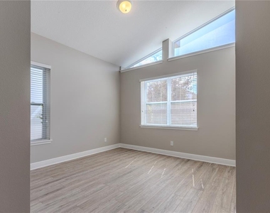 9233 Smithies Street - Photo Thumbnail 16