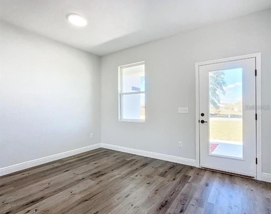 10 Dogwood Loop Avenue - Photo Thumbnail 1