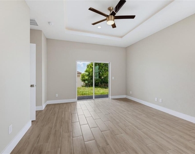 804 Colville Drive - Photo Thumbnail 12