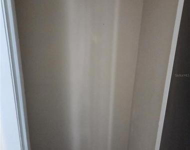 4326 Aqua Vista Drive - Photo Thumbnail 5
