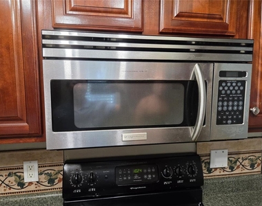 4326 Aqua Vista Drive - Photo Thumbnail 10