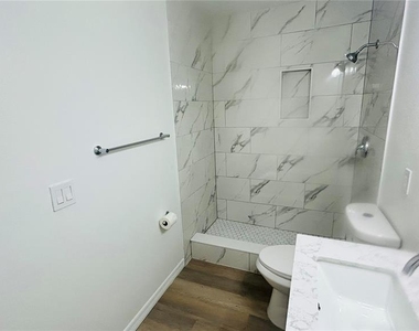 12121 Augusta Woods Circle - Photo Thumbnail 2