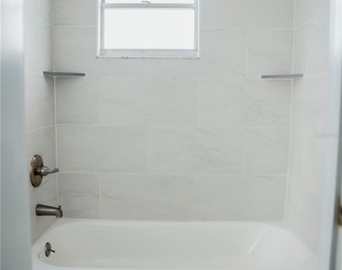 100 25th St Sw - Photo Thumbnail 14