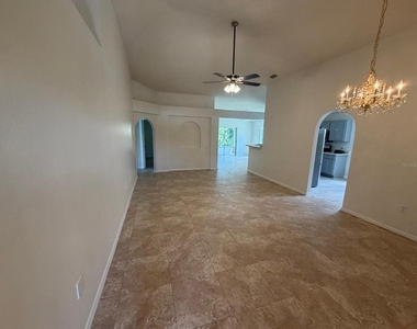 3015 Elbib Drive - Photo Thumbnail 2