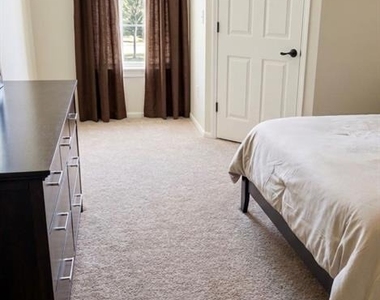 14226 Fredricksburg Drive - Photo Thumbnail 3