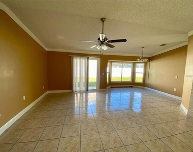 880 Nelson Drive - Photo Thumbnail 10
