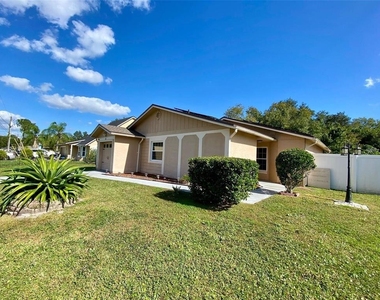 880 Nelson Drive - Photo Thumbnail 14