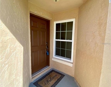 880 Nelson Drive - Photo Thumbnail 2