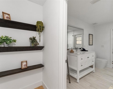 4857 Nw 83rd Terrace - Photo Thumbnail 34