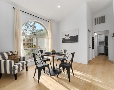 4857 Nw 83rd Terrace - Photo Thumbnail 13