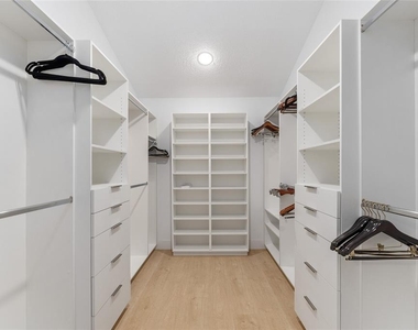 4857 Nw 83rd Terrace - Photo Thumbnail 32